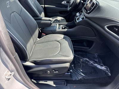 2026 Chrysler Pacifica PACIFICA LIMITED