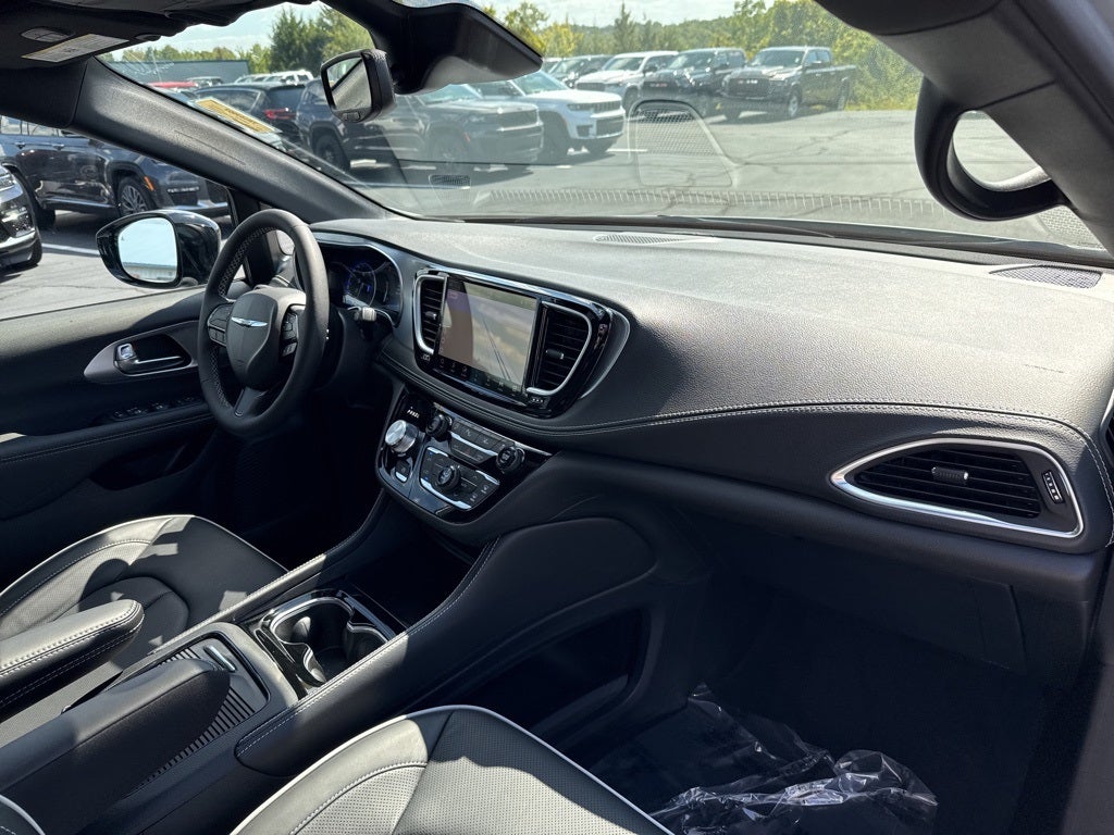 2026 Chrysler Pacifica PACIFICA LIMITED