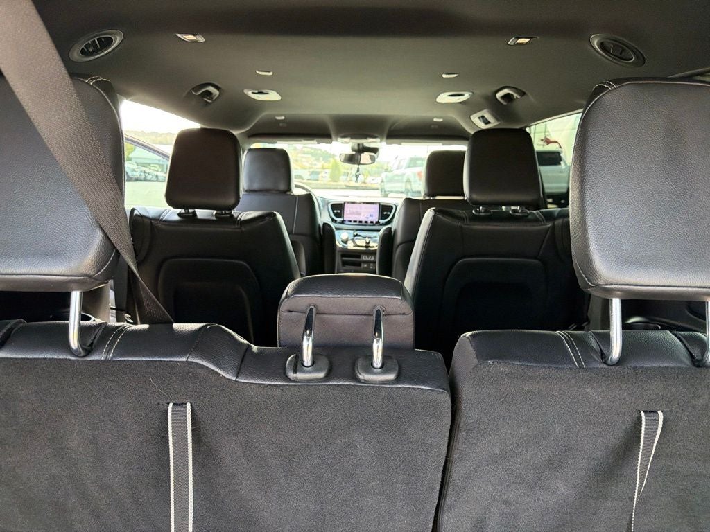 2022 Chrysler Pacifica Hybrid Touring L