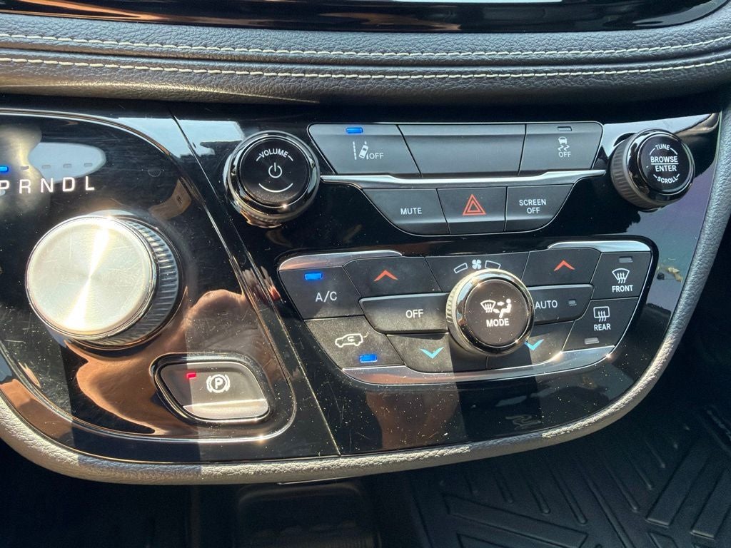 2022 Chrysler Pacifica Hybrid Touring L
