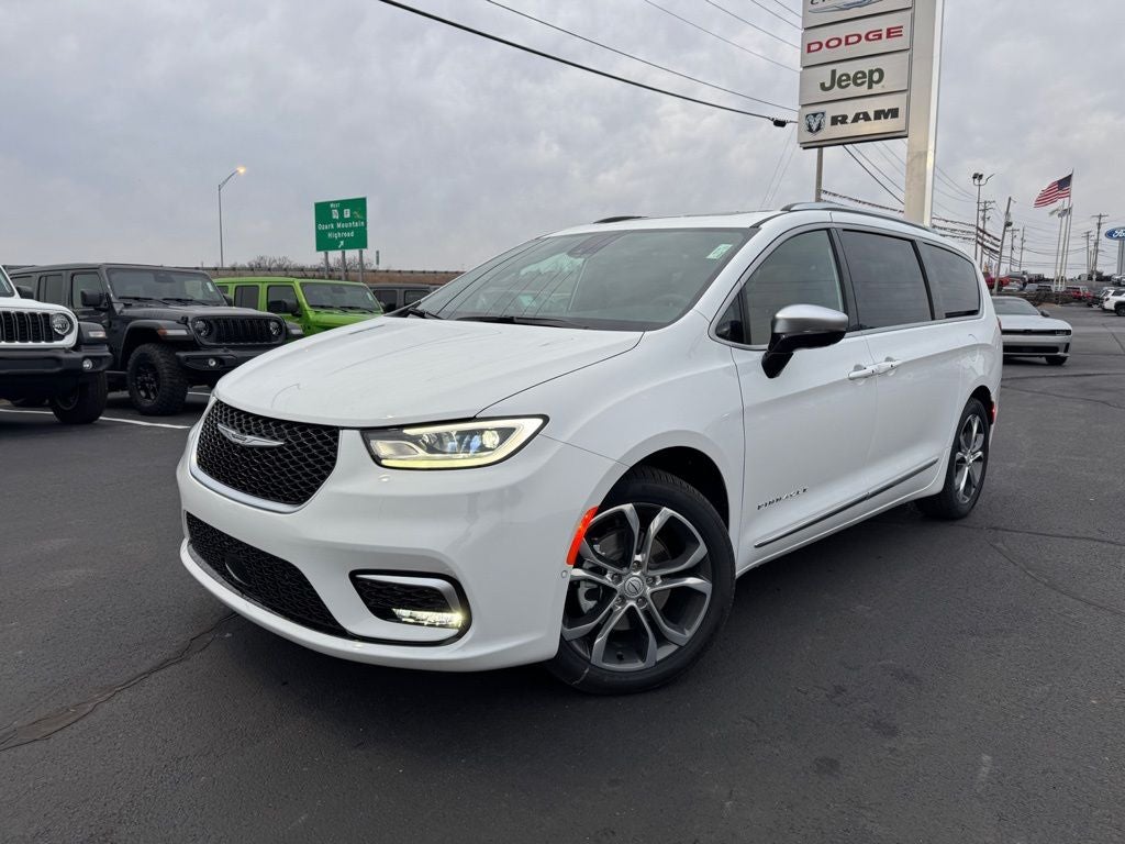 2026 Chrysler Pacifica PACIFICA PINNACLE