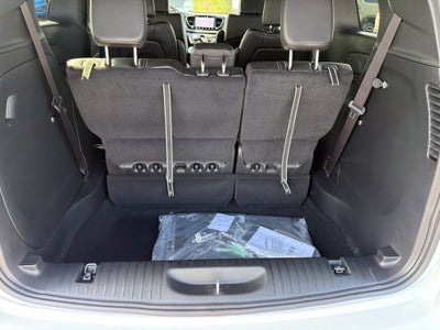 2027 Chrysler Pacifica PACIFICA SELECT AWD