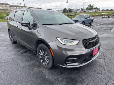 2021 Chrysler Pacifica Touring L AWD