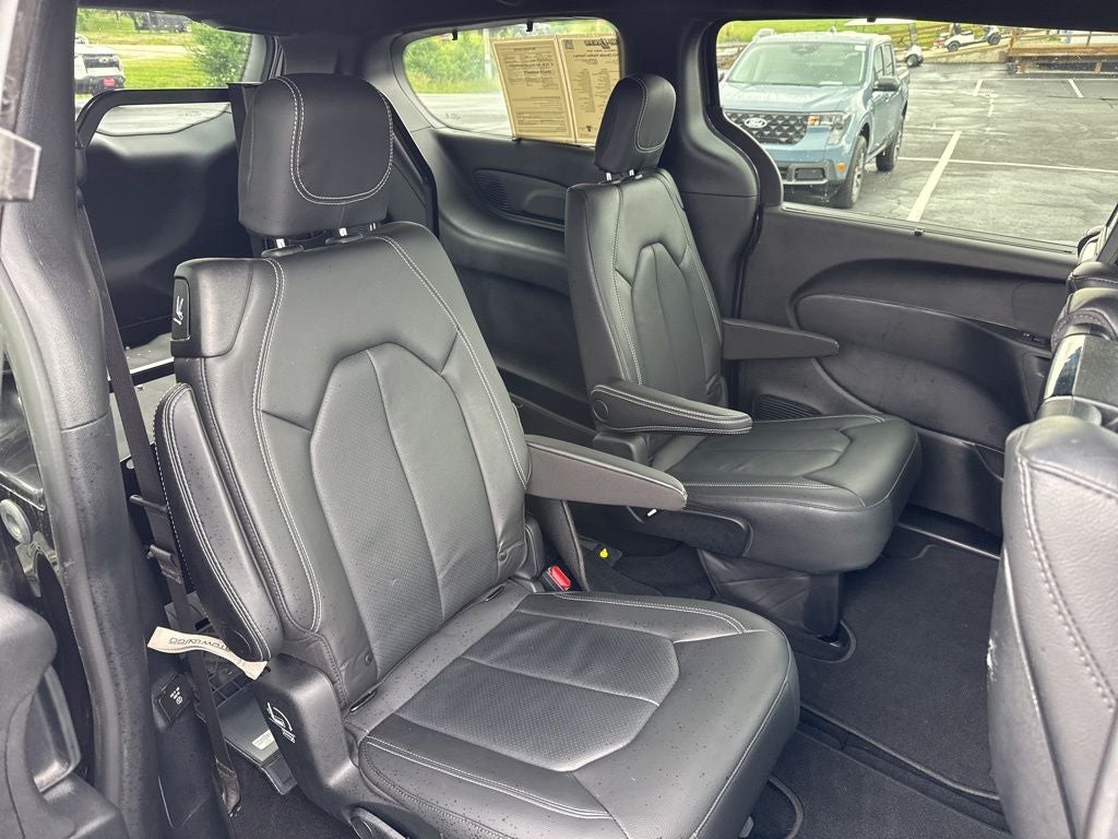 2021 Chrysler Pacifica Touring L AWD