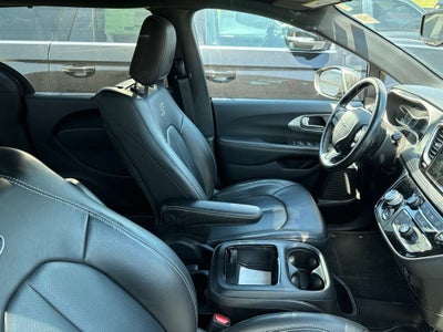 2021 Chrysler Pacifica Touring L AWD