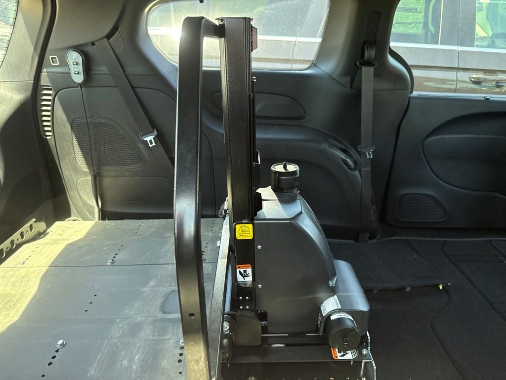 2021 Chrysler Pacifica Touring L AWD