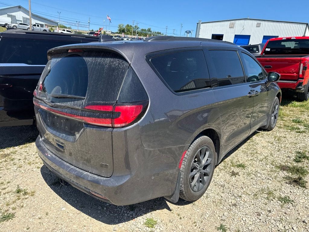 2021 Chrysler Pacifica Touring L AWD