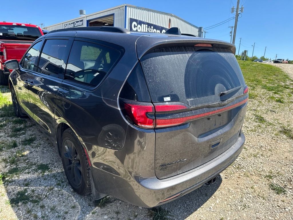 2021 Chrysler Pacifica Touring L AWD