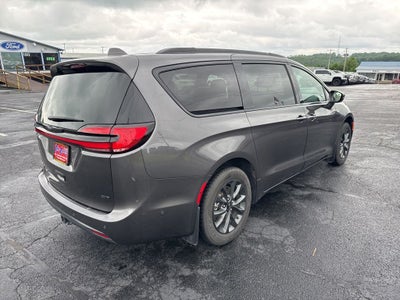 2021 Chrysler Pacifica Touring L AWD
