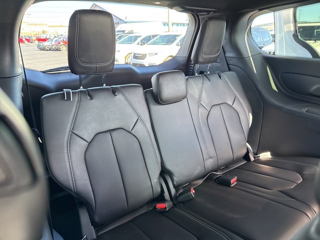 2026 Chrysler Pacifica PACIFICA SELECT AWD