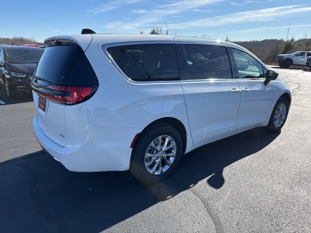2026 Chrysler Pacifica PACIFICA SELECT AWD