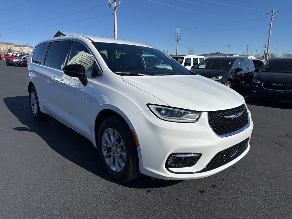 2026 Chrysler Pacifica PACIFICA SELECT AWD