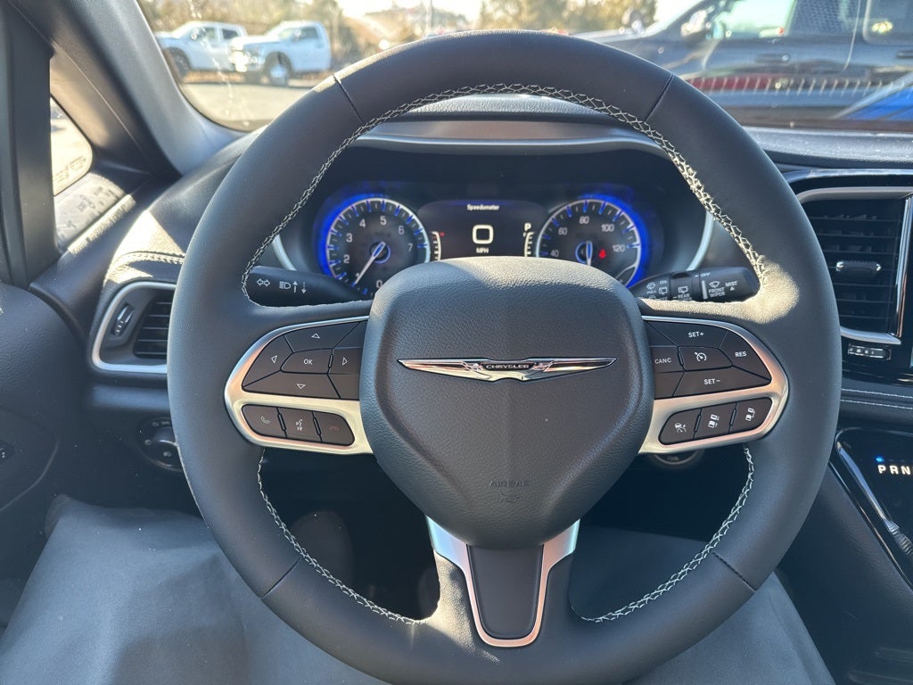 2026 Chrysler Pacifica PACIFICA SELECT AWD