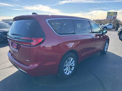2026 Chrysler Pacifica PACIFICA SELECT AWD