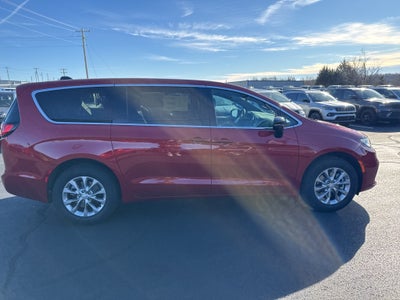 2026 Chrysler Pacifica PACIFICA SELECT AWD