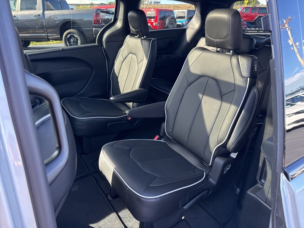 2026 Chrysler Pacifica PACIFICA LIMITED AWD