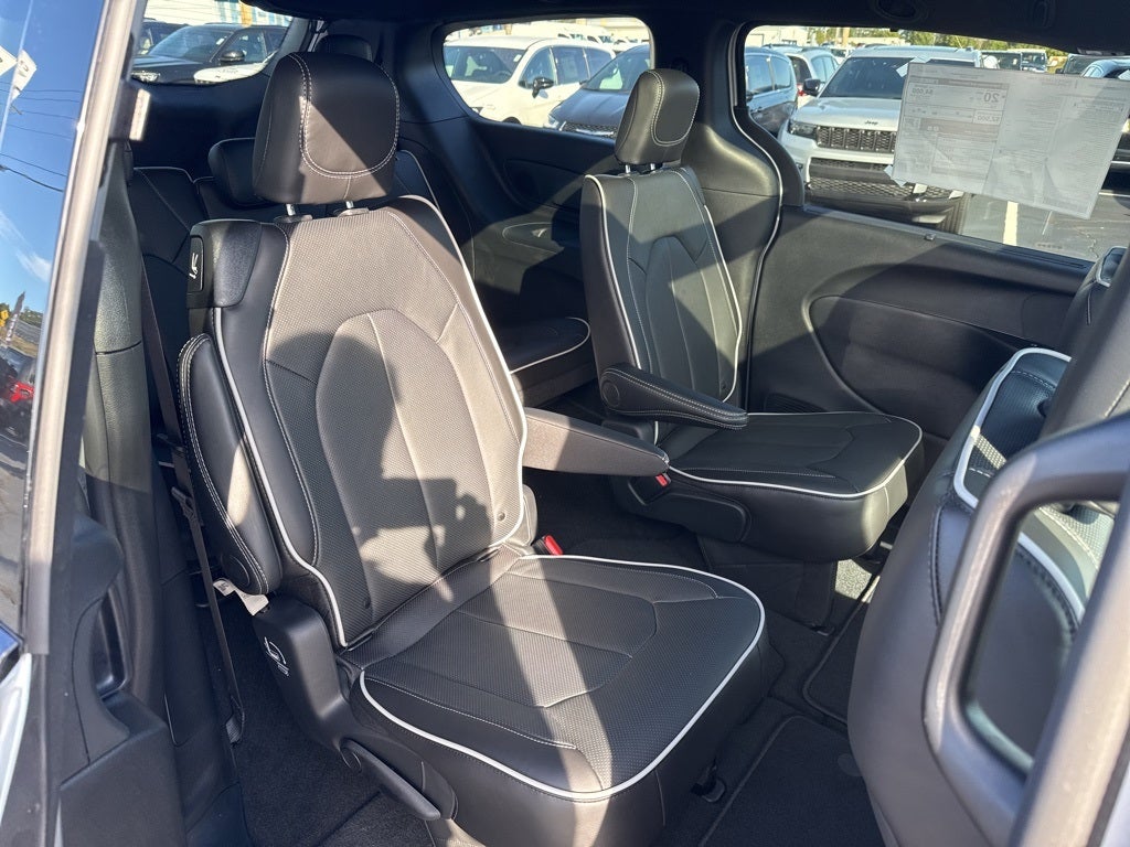 2026 Chrysler Pacifica PACIFICA LIMITED AWD