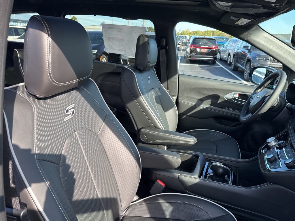 2026 Chrysler Pacifica PACIFICA LIMITED AWD