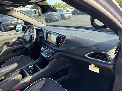 2026 Chrysler Pacifica PACIFICA LIMITED AWD