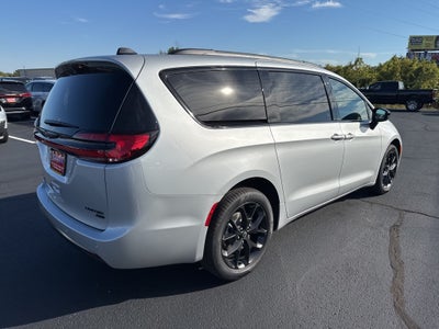 2026 Chrysler Pacifica PACIFICA LIMITED AWD