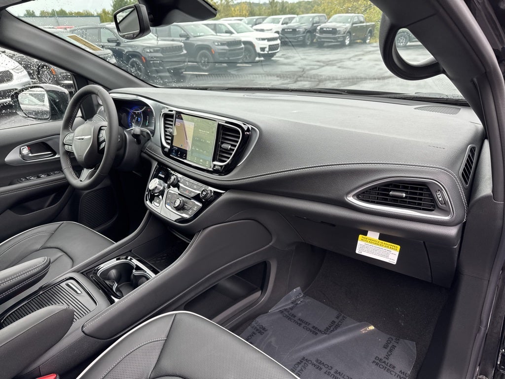 2026 Chrysler Pacifica PACIFICA LIMITED AWD