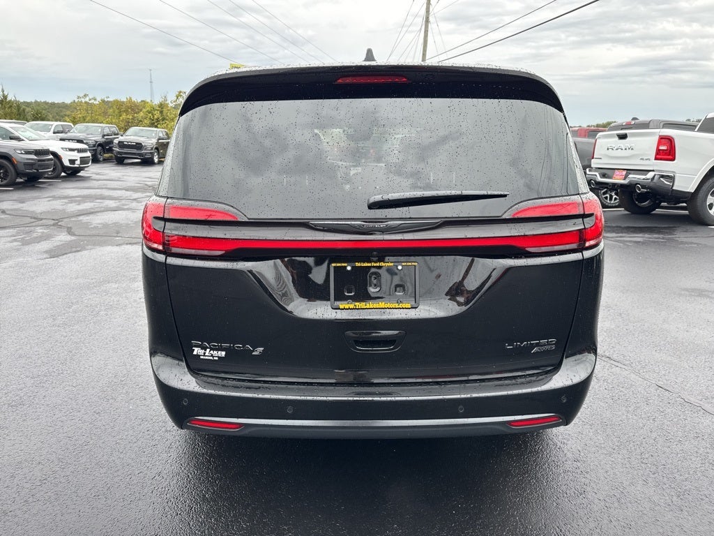 2026 Chrysler Pacifica PACIFICA LIMITED AWD