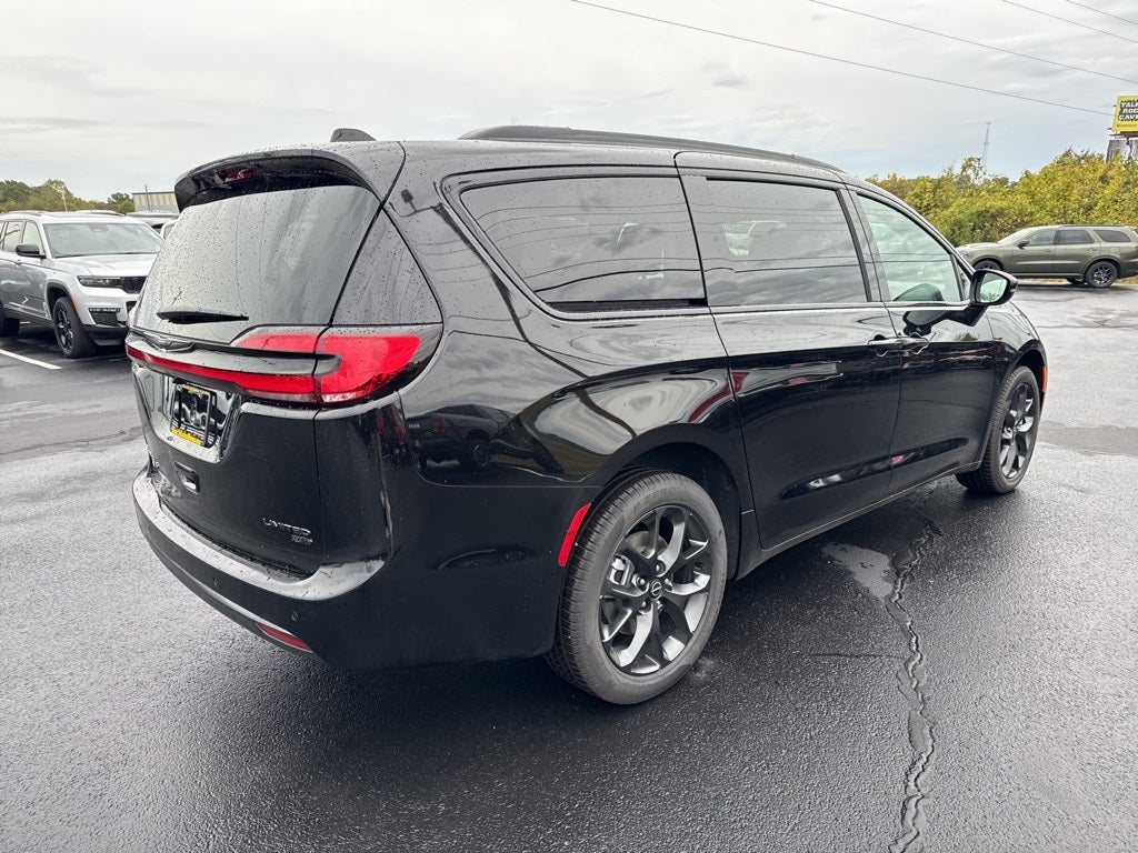 2026 Chrysler Pacifica PACIFICA LIMITED AWD