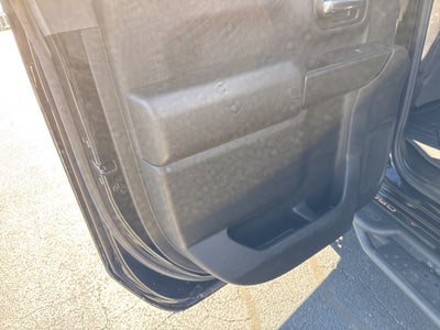 2024 Chevrolet Silverado 2500HD 4WD Crew Cab Standard Bed Custom