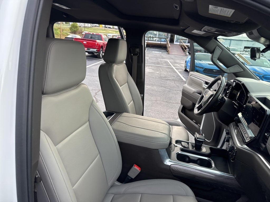 2024 Chevrolet Silverado 1500 4WD Crew Cab Short Bed LTZ