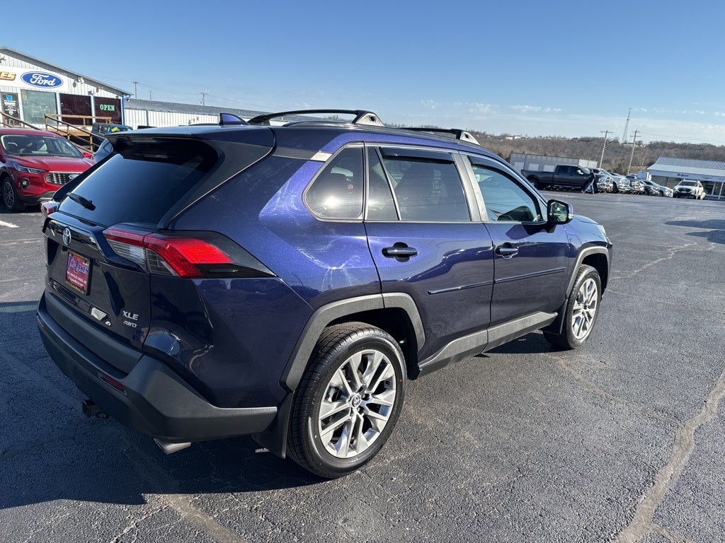 2022 Toyota RAV4 XLE Premium