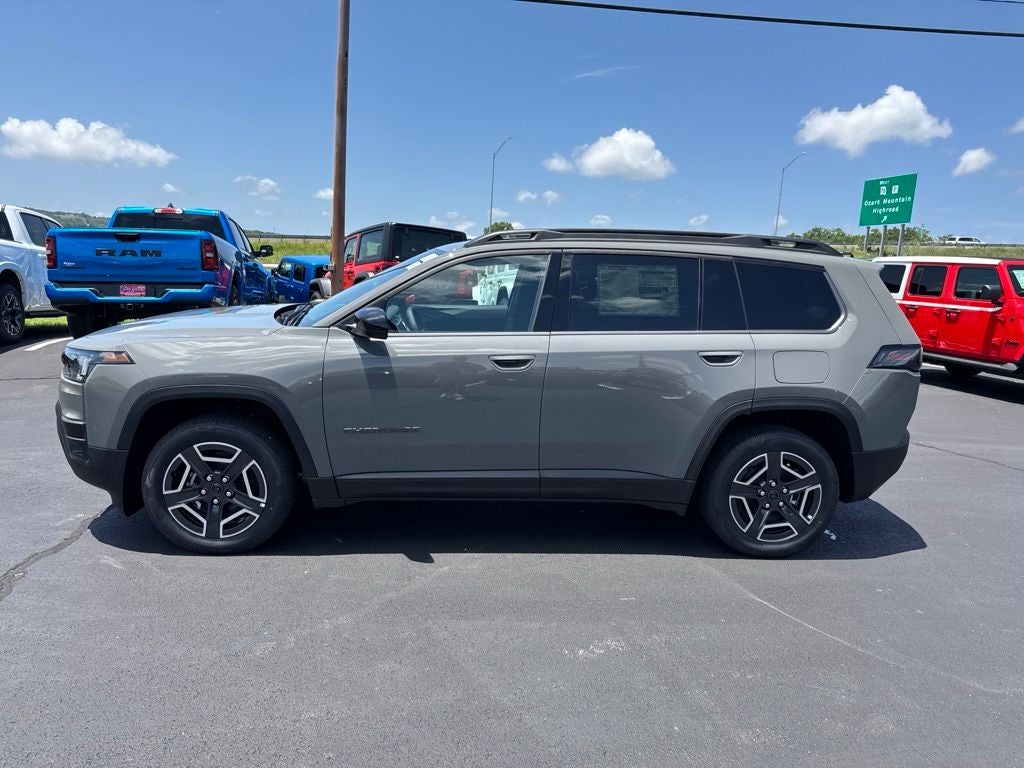 2026 Jeep Cherokee CHEROKEE LAREDO 4X4