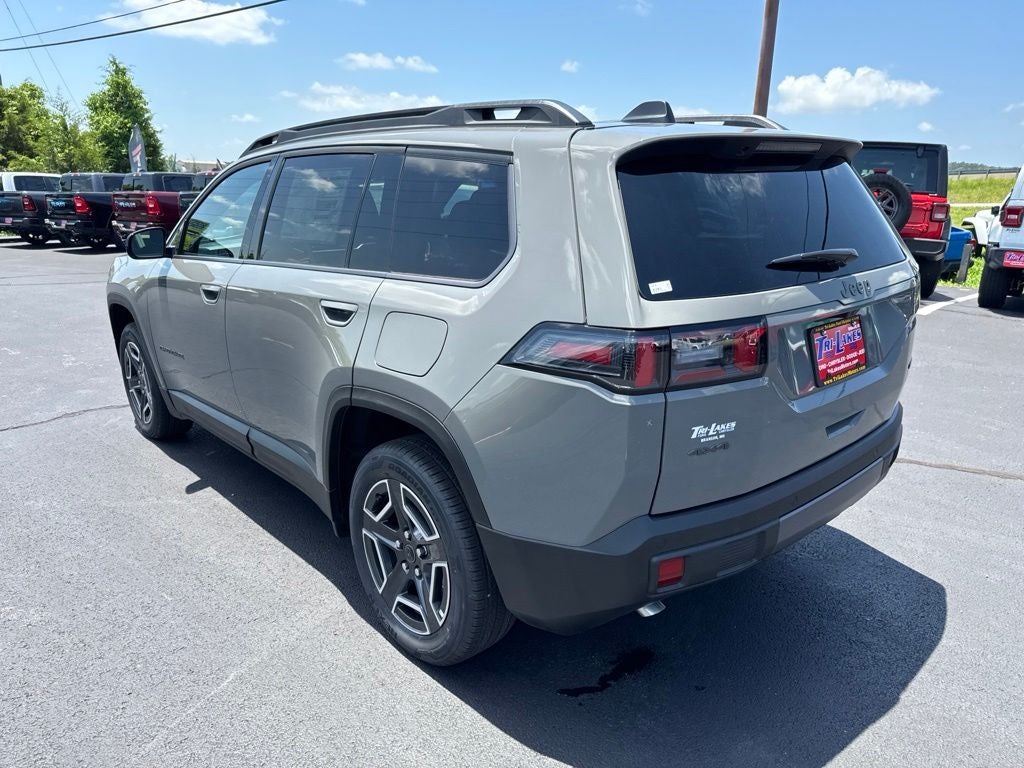 2026 Jeep Cherokee CHEROKEE LAREDO 4X4