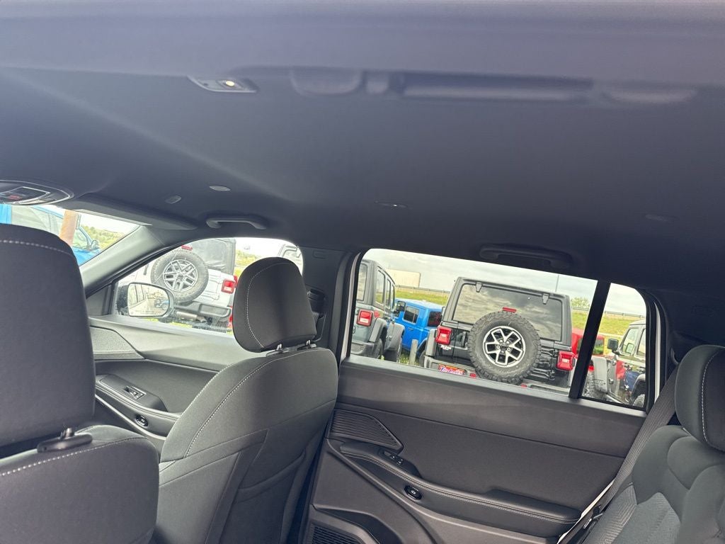 2026 Jeep Cherokee CHEROKEE LAREDO 4X4