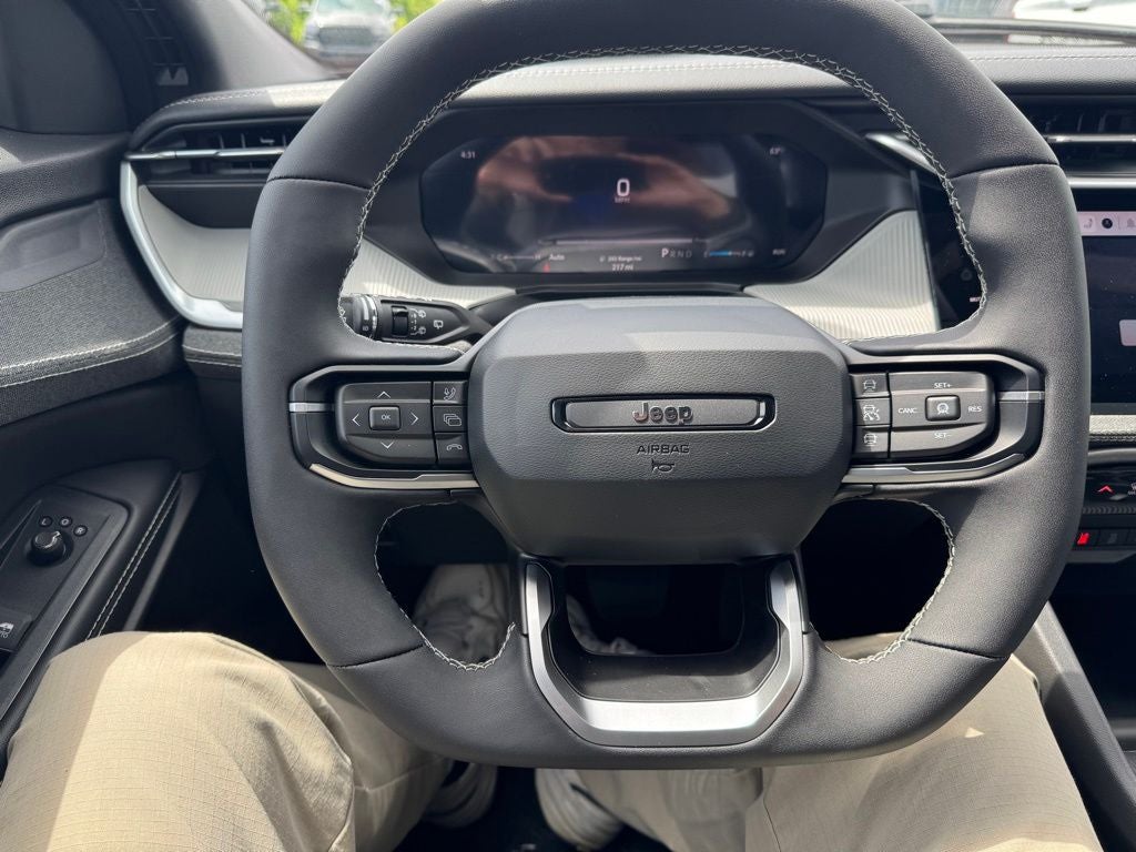 2026 Jeep Cherokee CHEROKEE LAREDO 4X4