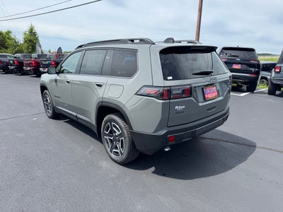 2026 Jeep Cherokee CHEROKEE LAREDO 4X4