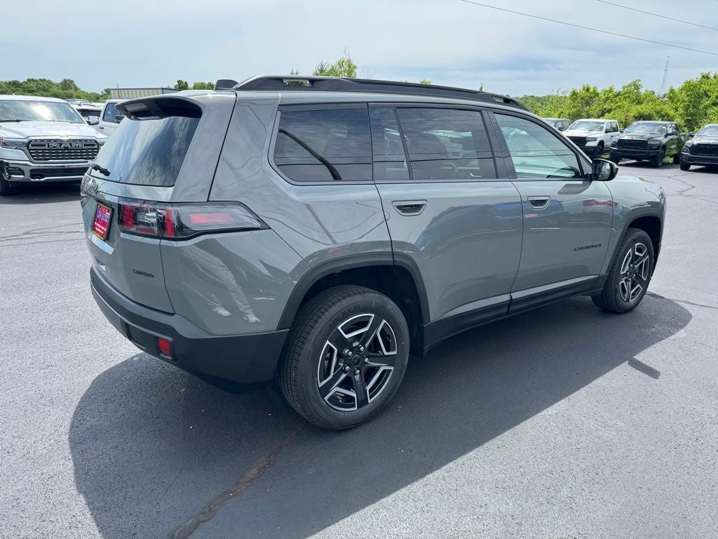 2026 Jeep Cherokee CHEROKEE LAREDO 4X4