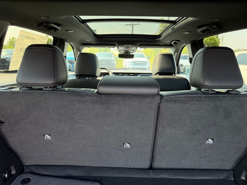 2026 Jeep Cherokee CHEROKEE OVERLAND 4X4