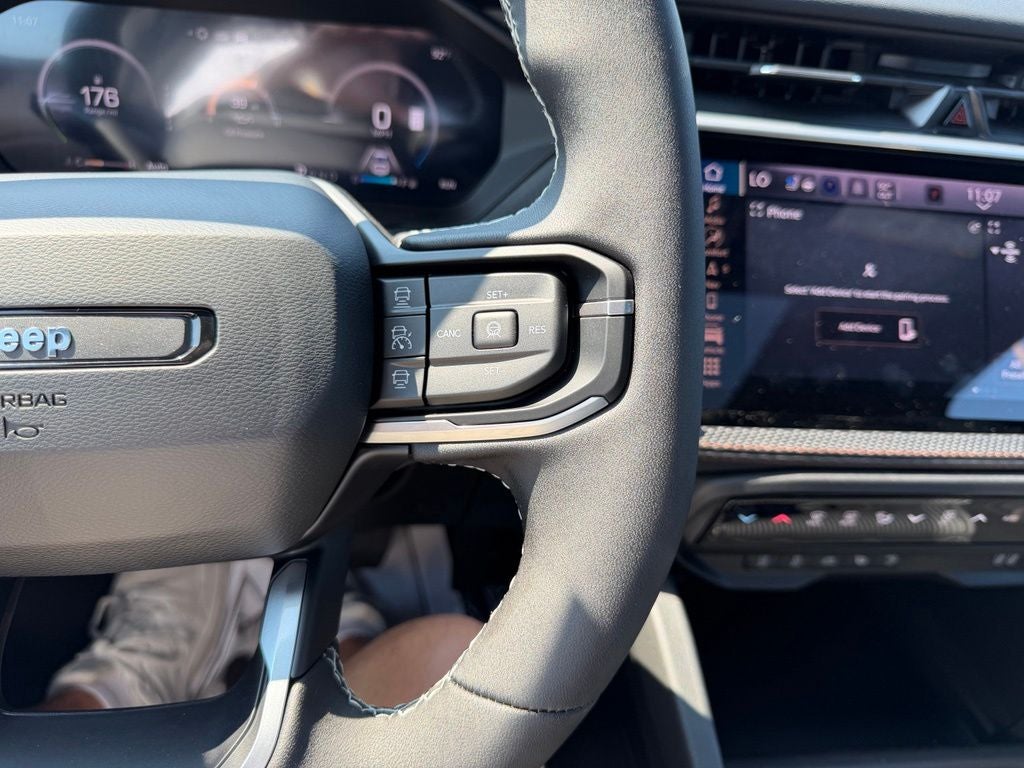2026 Jeep Cherokee CHEROKEE OVERLAND 4X4