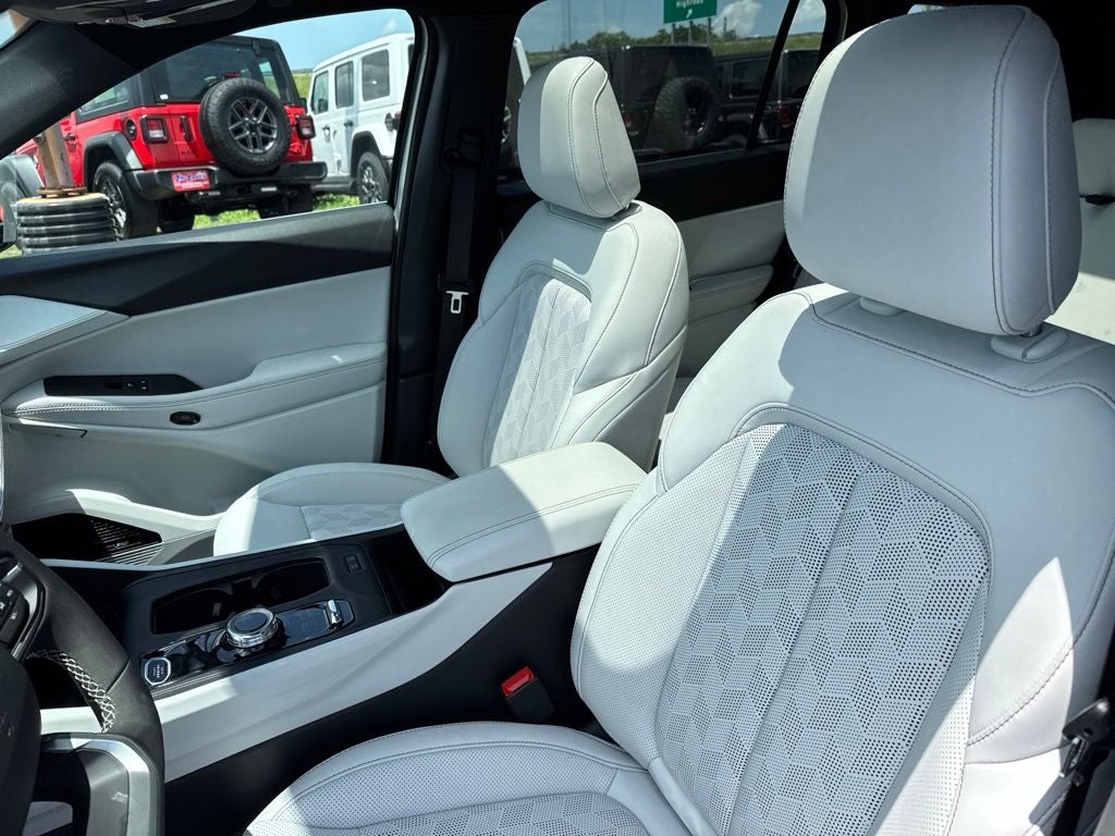 2026 Jeep Cherokee CHEROKEE OVERLAND 4X4