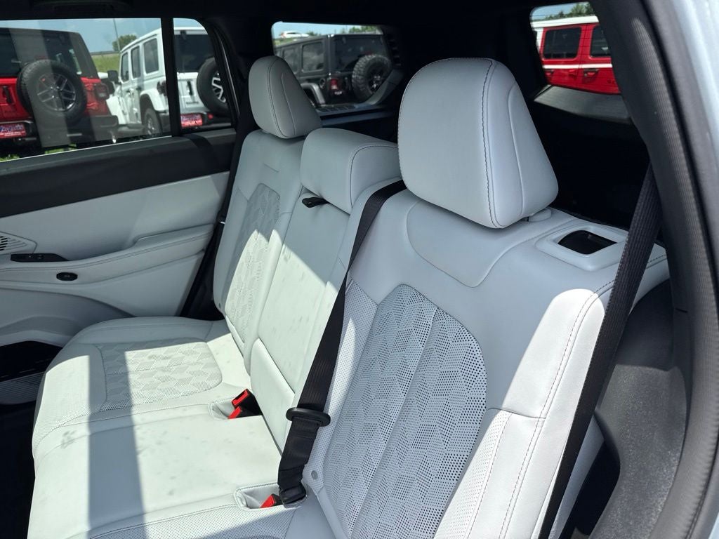 2026 Jeep Cherokee CHEROKEE OVERLAND 4X4