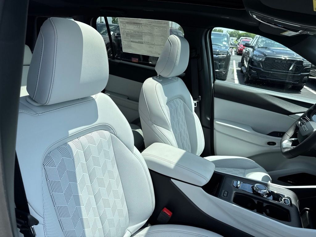 2026 Jeep Cherokee CHEROKEE OVERLAND 4X4