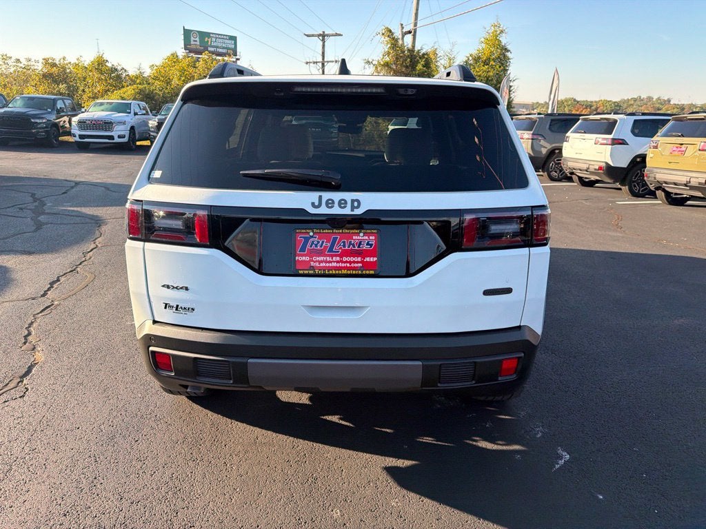 2027 Jeep Cherokee CHEROKEE OVERLAND 4X4