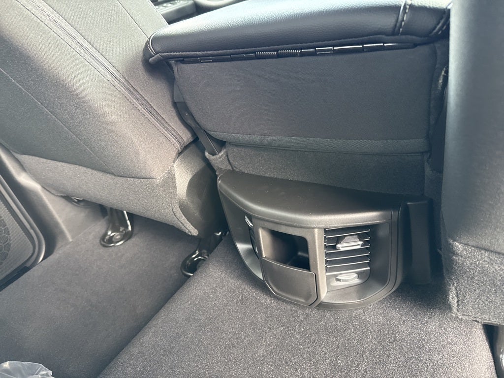 2025 RAM Ram 3500 RAM 3500 TRADESMAN CREW CAB 4X4 6'4' BOX