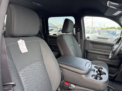 2025 RAM Ram 3500 RAM 3500 TRADESMAN CREW CAB 4X4 6'4' BOX