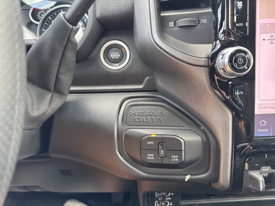 2025 RAM Ram 3500 RAM 3500 TRADESMAN CREW CAB 4X4 6'4' BOX