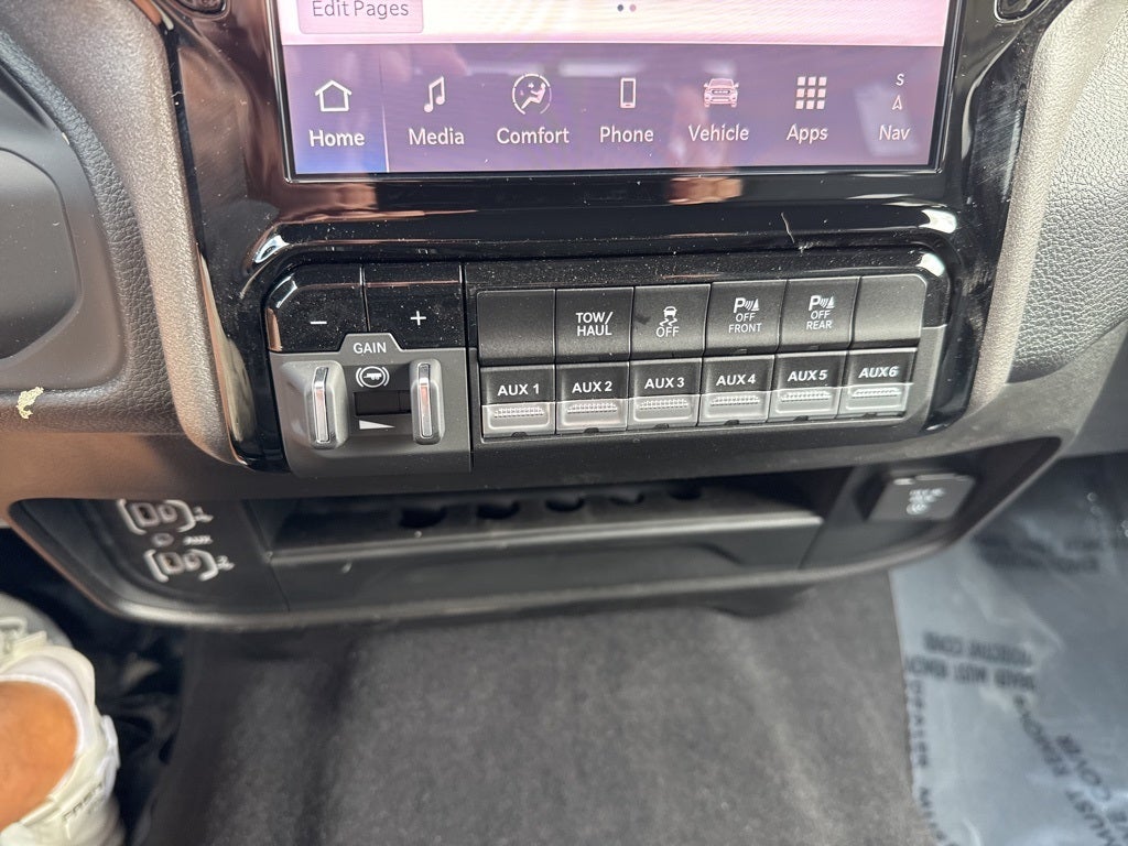 2025 RAM Ram 3500 RAM 3500 TRADESMAN CREW CAB 4X4 6'4' BOX