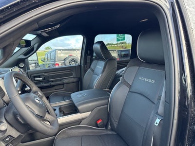 2025 RAM Ram 3500 RAM 3500 LARAMIE CREW CAB 4X4 6'4' BOX