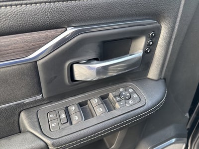 2025 RAM Ram 3500 RAM 3500 LARAMIE CREW CAB 4X4 6'4' BOX