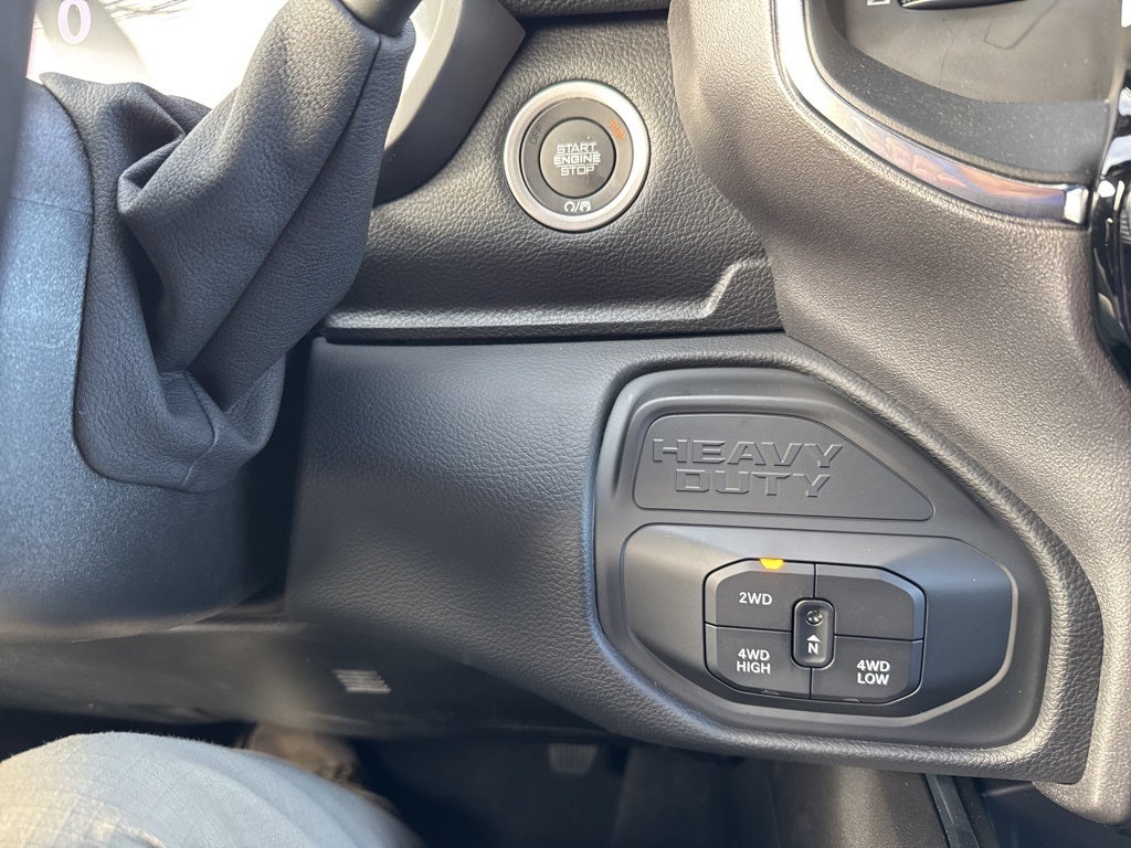 2025 RAM Ram 3500 RAM 3500 LARAMIE CREW CAB 4X4 6'4' BOX