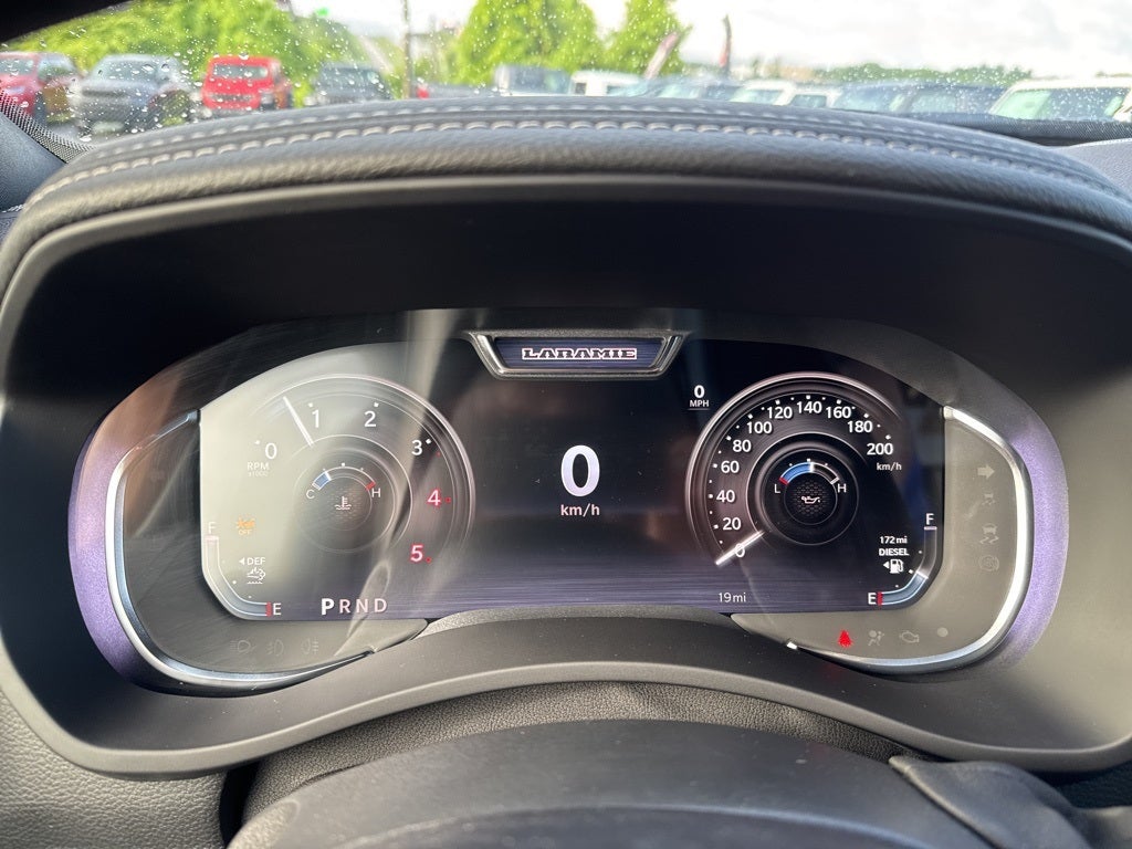 2025 RAM Ram 3500 RAM 3500 LARAMIE CREW CAB 4X4 6'4' BOX